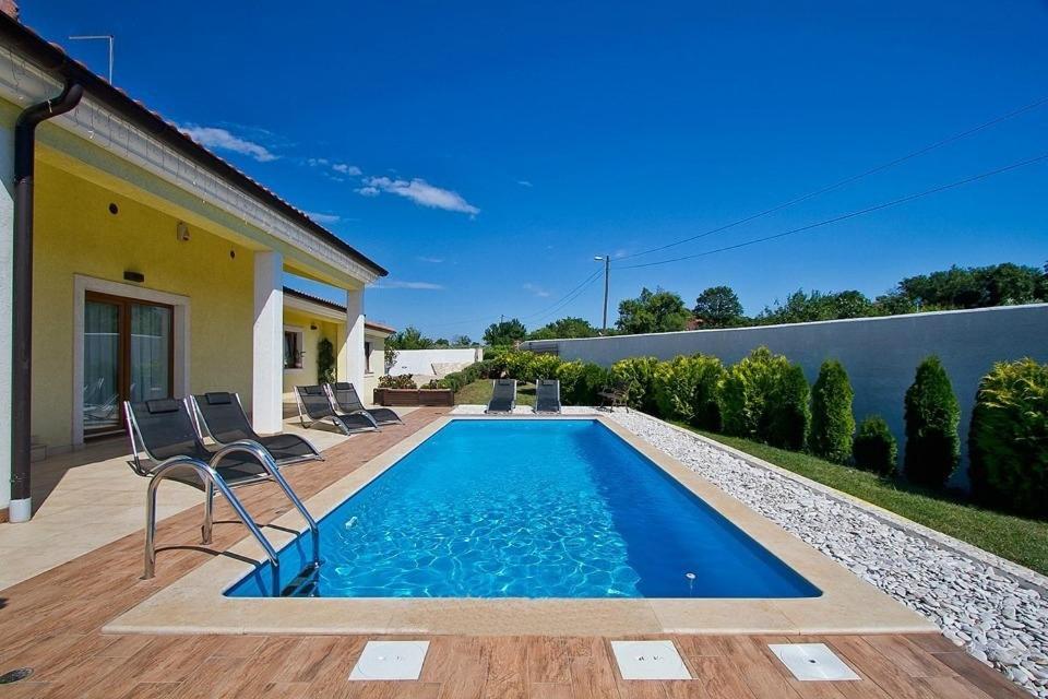 Šišan Villa Maggie חדר תמונה